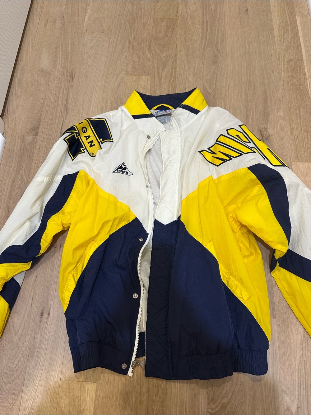 Retro Vintage MICHIGAN XL Windbreaker Jacket - Zip up - Navy, Yellow & White